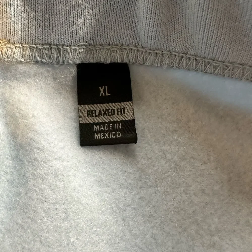 NWT Carhartt Men’s Light Gray Sweat Shorts Pockets - Size XL - 8.5” inseam